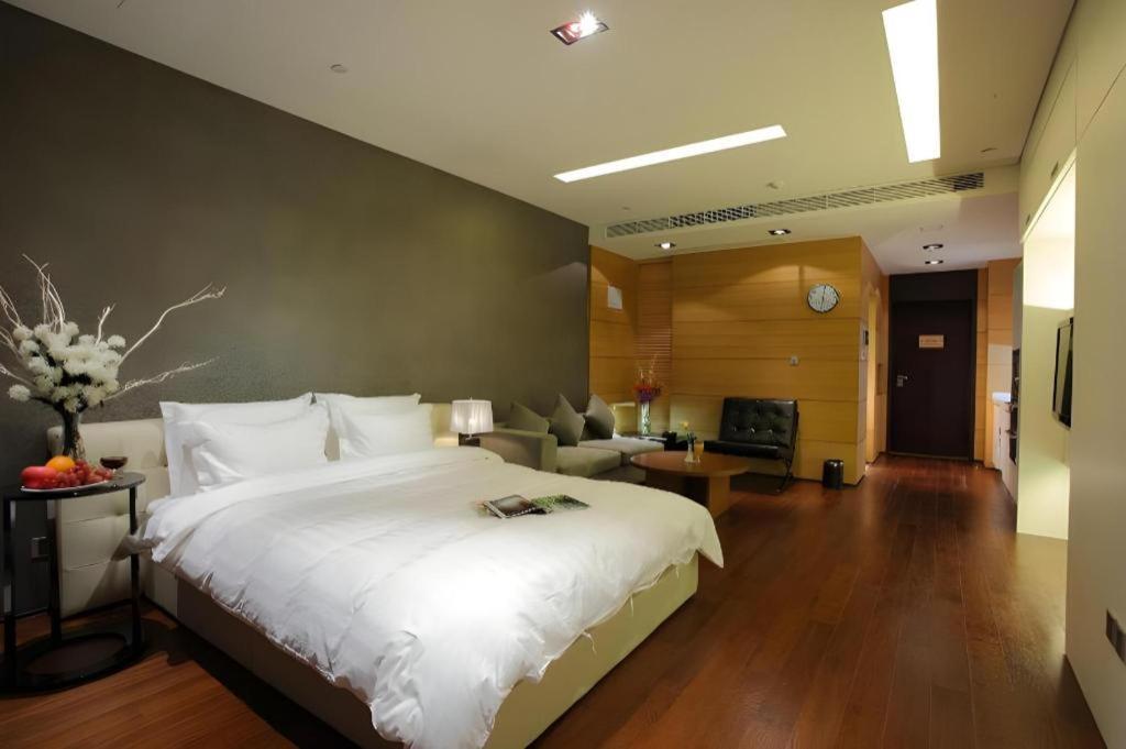 Grand Madison Qingdao Harbour-View Central（Former Qingdao Farglory Hotel） Esterno foto